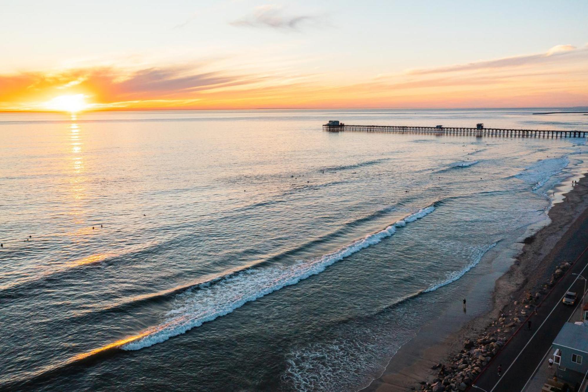 The Shining Sea C Apartment Oceanside Bagian luar foto