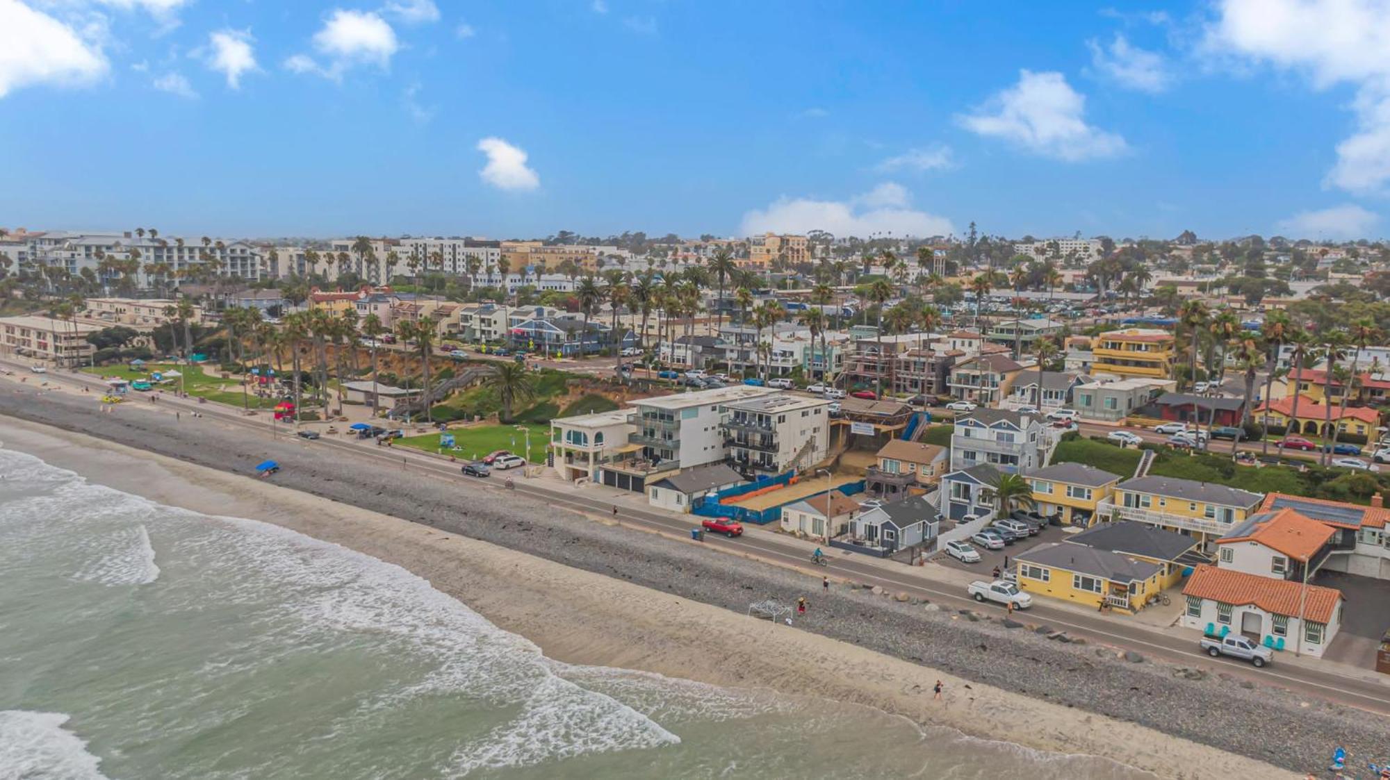 The Shining Sea C Apartment Oceanside Bagian luar foto